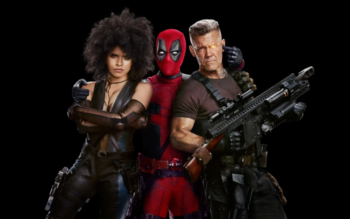 Deadpool 2 studio shot gun weapon portrait looking at camera 2k 4k
