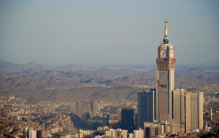 aerial photo of building with clock tower Mecca Saudi Arabia 2k 4k
