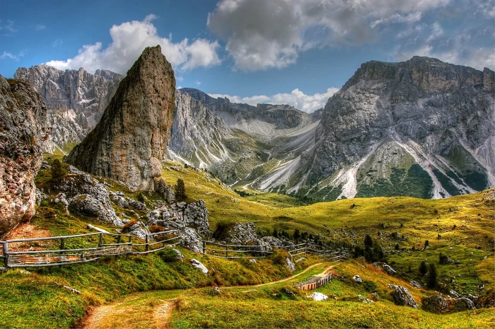 green grass field and mountain Dolomites Val Gardena Nature 2k