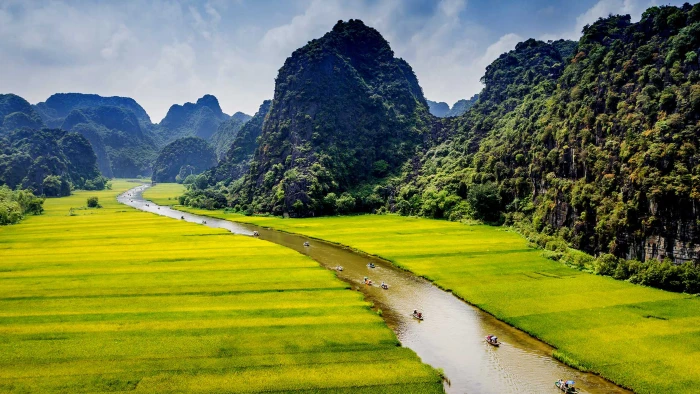 Landscape Mountains With Green Forest River Meadows Ninh Binh Vietnam 2k 4k