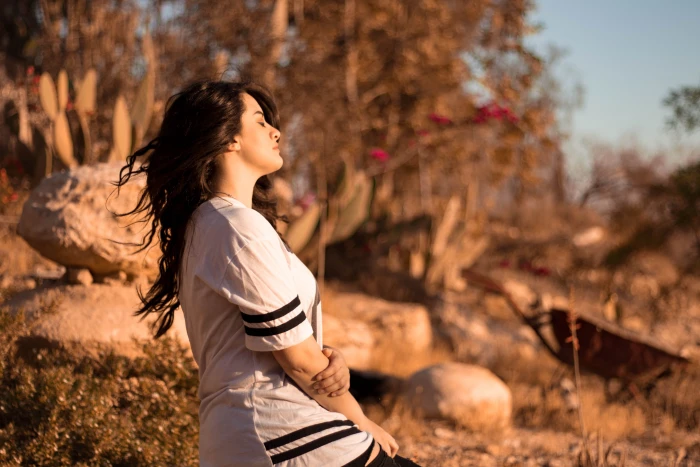 woman sitting near brown rocks Relax Sunset Vintage Travel 2k 4k 5k