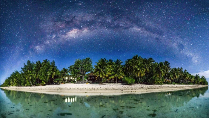 Aitutaki Cook Islands Night On Tropical Island Palm Trees Bungalows Beach Sand Water Star Sky Uhd Wallpapers For Desktop Mobile Phones 2k 4k