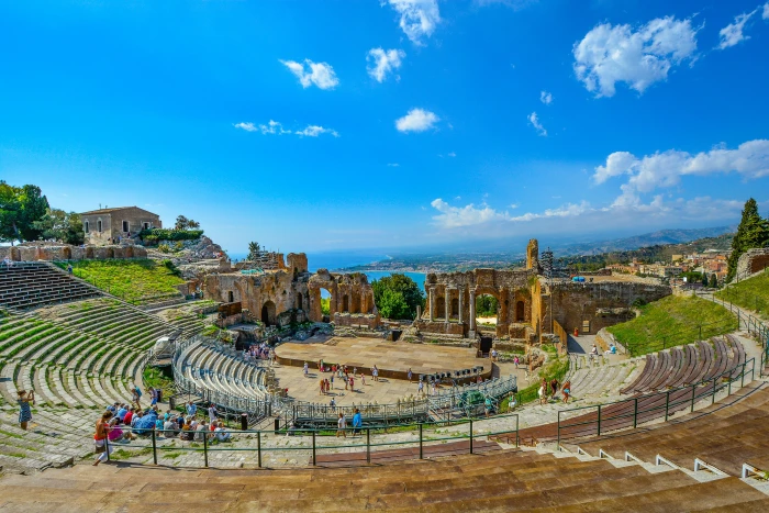 scenery of dome stadium theatre theater greek italy taormina 2k 4k