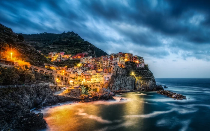Manorola Italy cinque terre Manarola Dusk blue hour 2k 4k 5k
