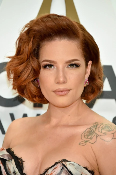 Halsey actress celebrity celeb celebrities hollywood 2k