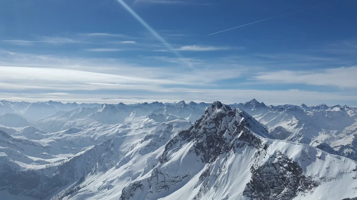 The mountains are white covered with snow 2k