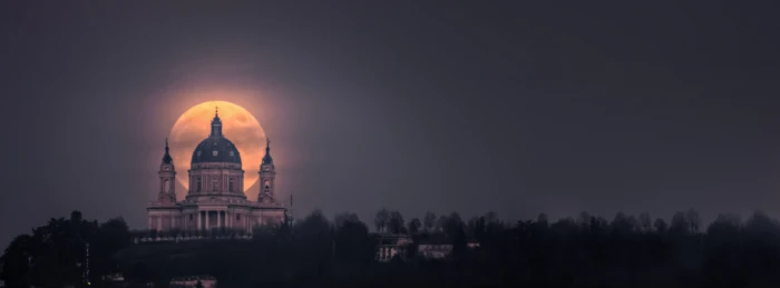 Supermoon white and blue concrete structure Holidays Halloween 2k 4k 5k