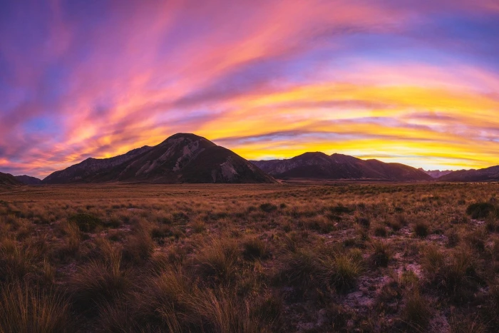 Sunrise In The Canterbury region of New Zealand 2k