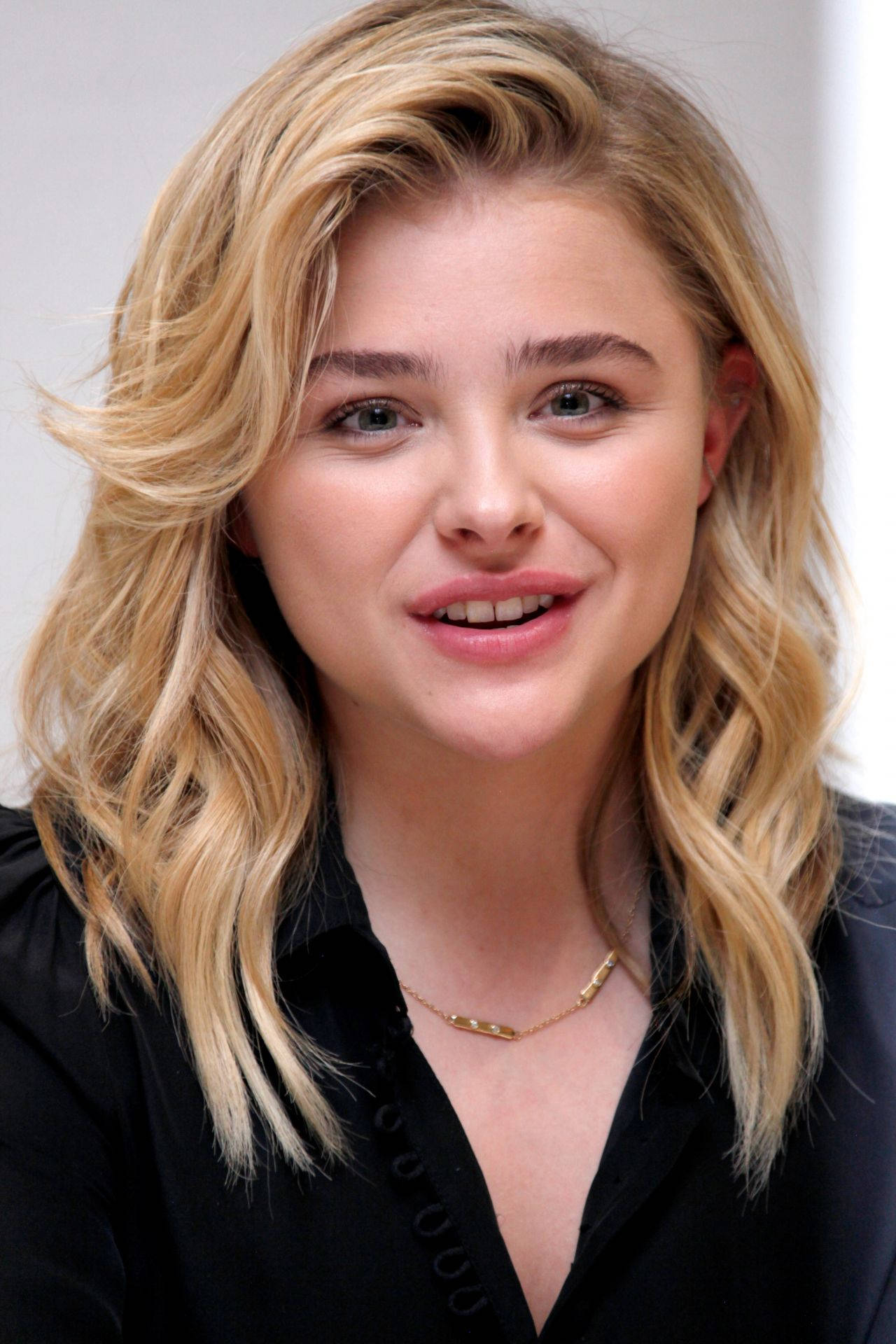 happy chloe grace moretz actress hollywood