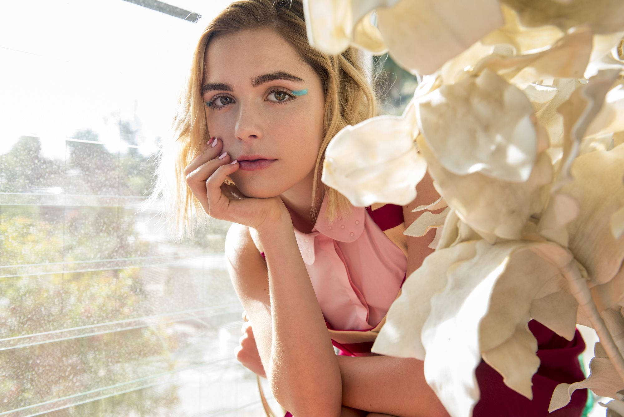 kiernan shipka in floral actress hollywood 2k