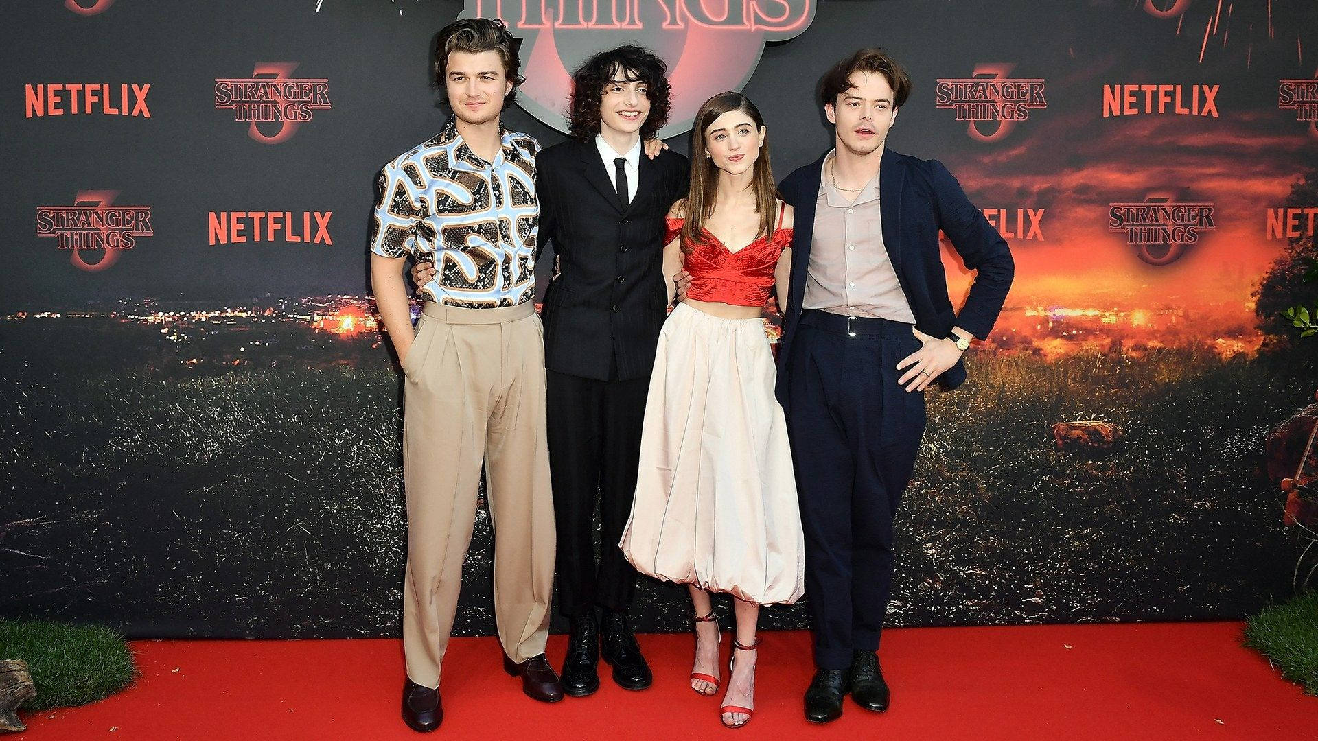 joe keery natalia dyer charlie heaton 2 actress hollywood