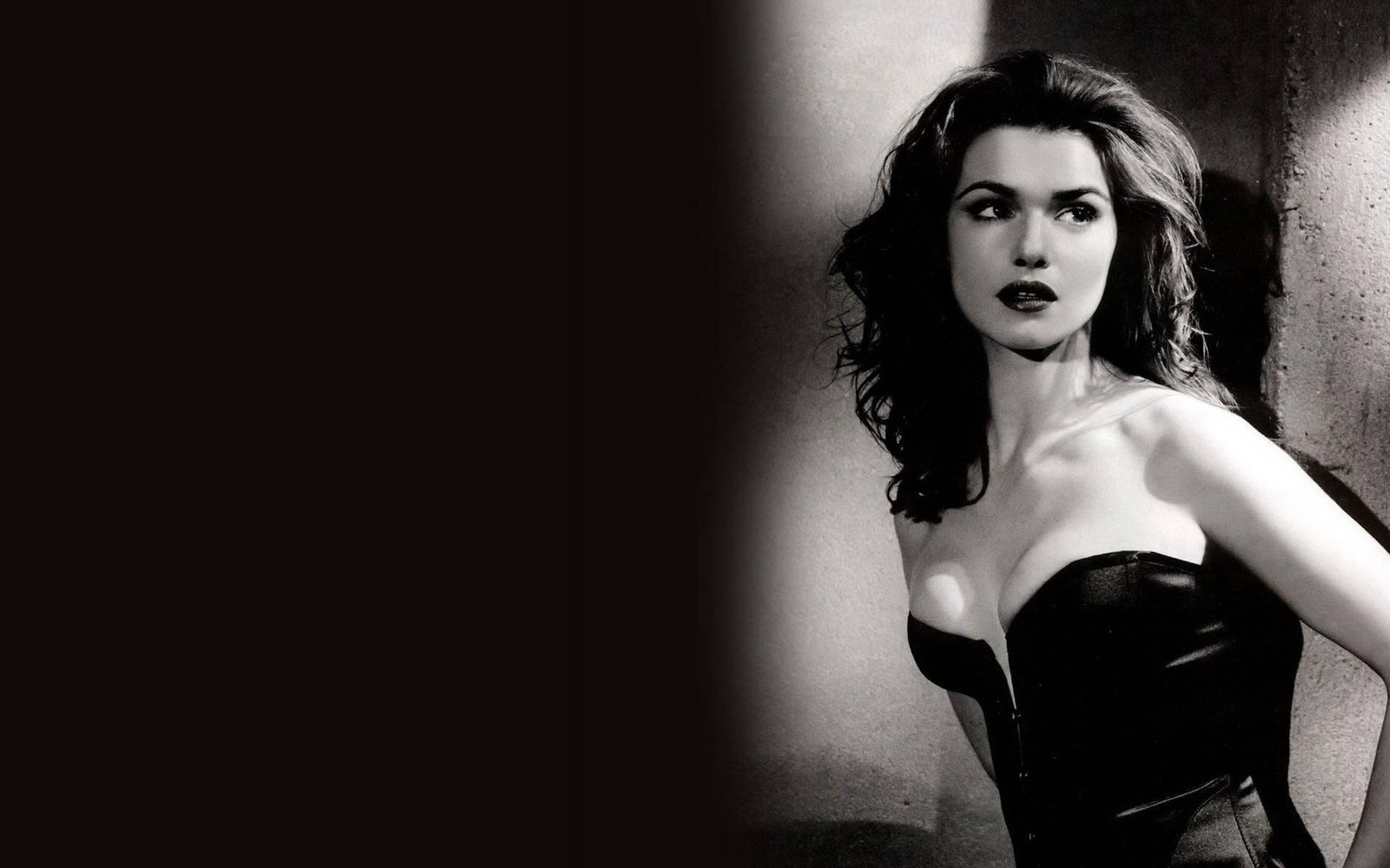 rachel weisz in sexy black dress actress hollywood
