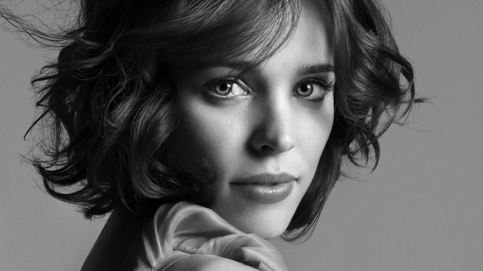 rachel mcadams black and white photograph actress hollywood