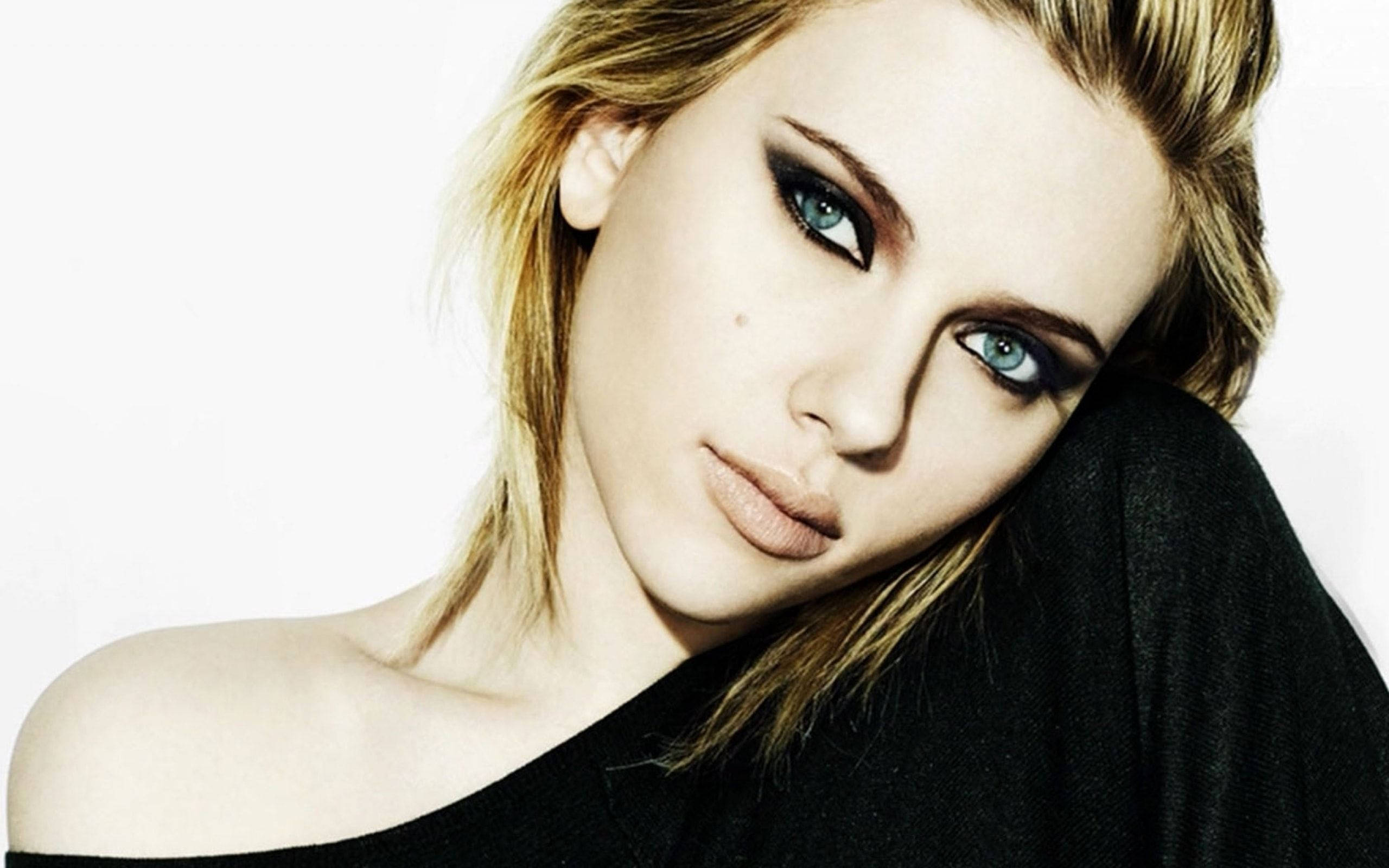 punk rocker scarlett johansson actress hollywood 2k