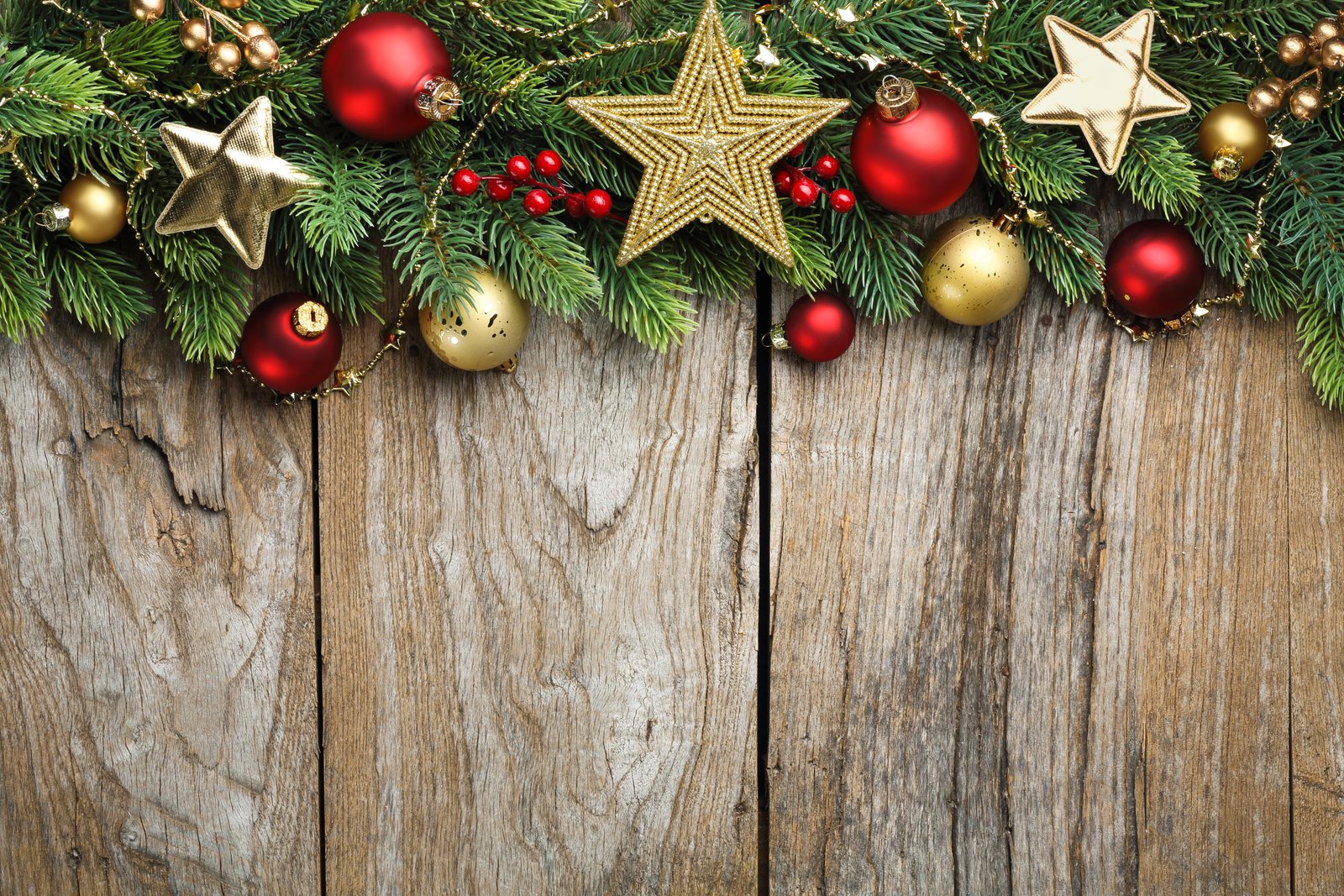 green red and gold Christmas decor stars decoration branches 2k 4k 5k