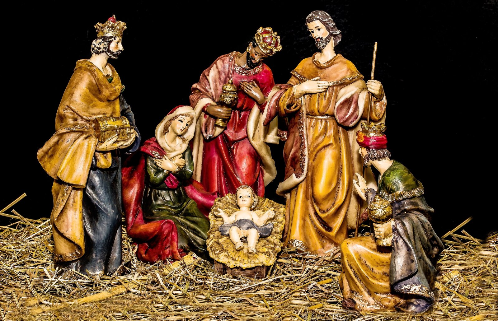 The Nativity figurine set christmas crib figures jesus child 2k 4k 5k
