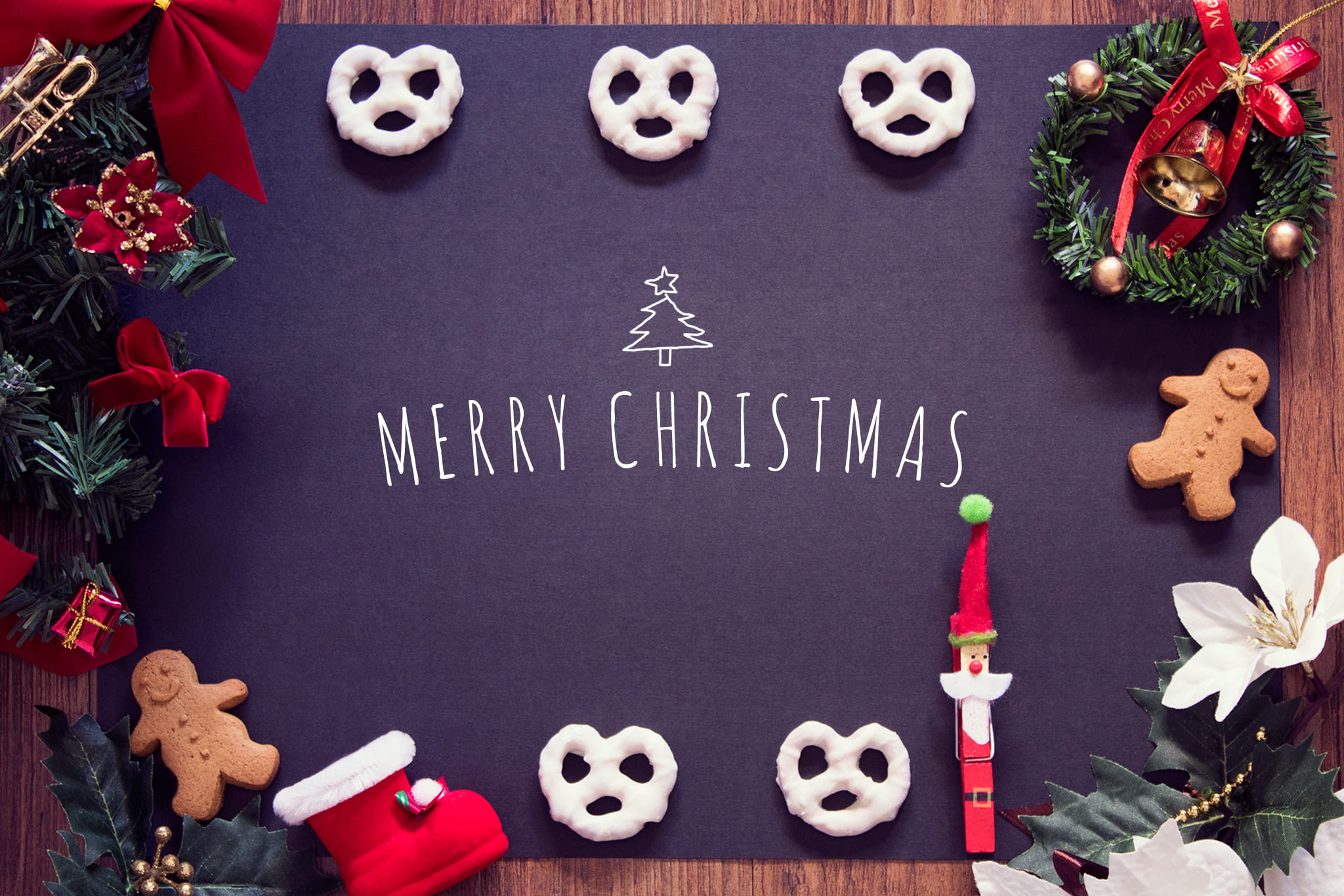 Merry Christmas with christmas decors decoration celebration 2k