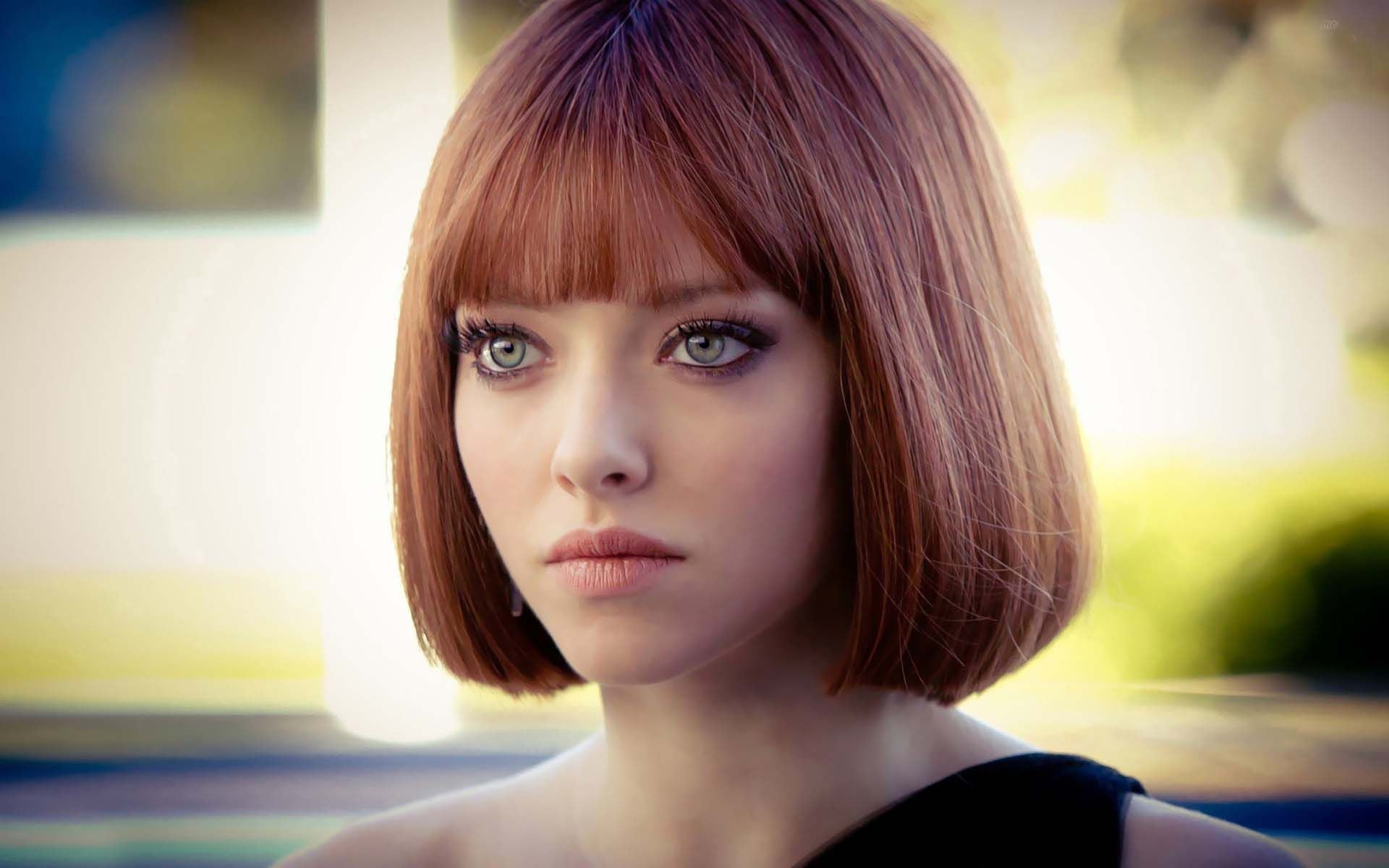 actress Amanda Seyfried In Time women redhead green eyes