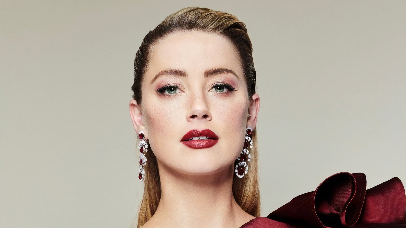 Actresses Amber Heard American Blonde Blue Eyes Close Up 2k