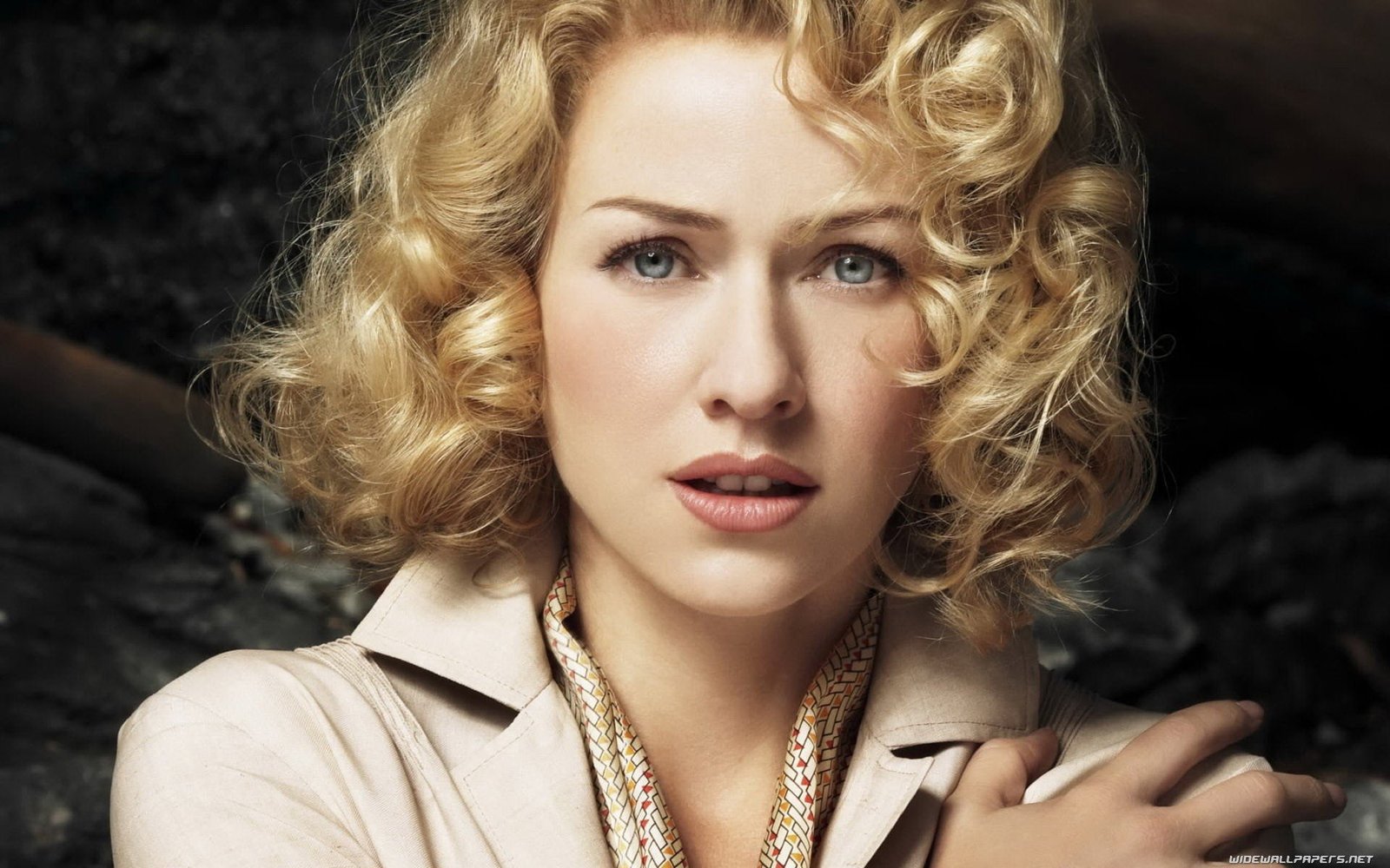 actress blondes curly hair naomi watts women