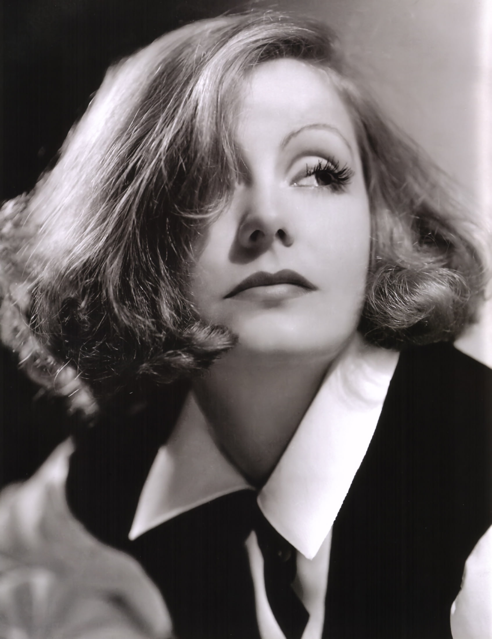 actress garbo greta monochrome