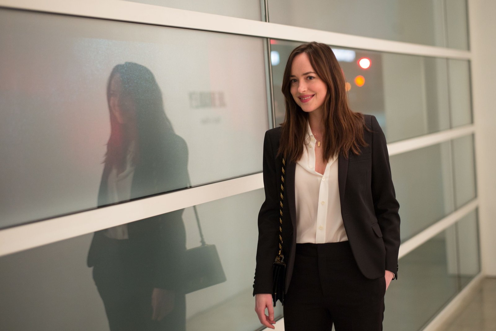 Actresses Dakota Johnson 2k