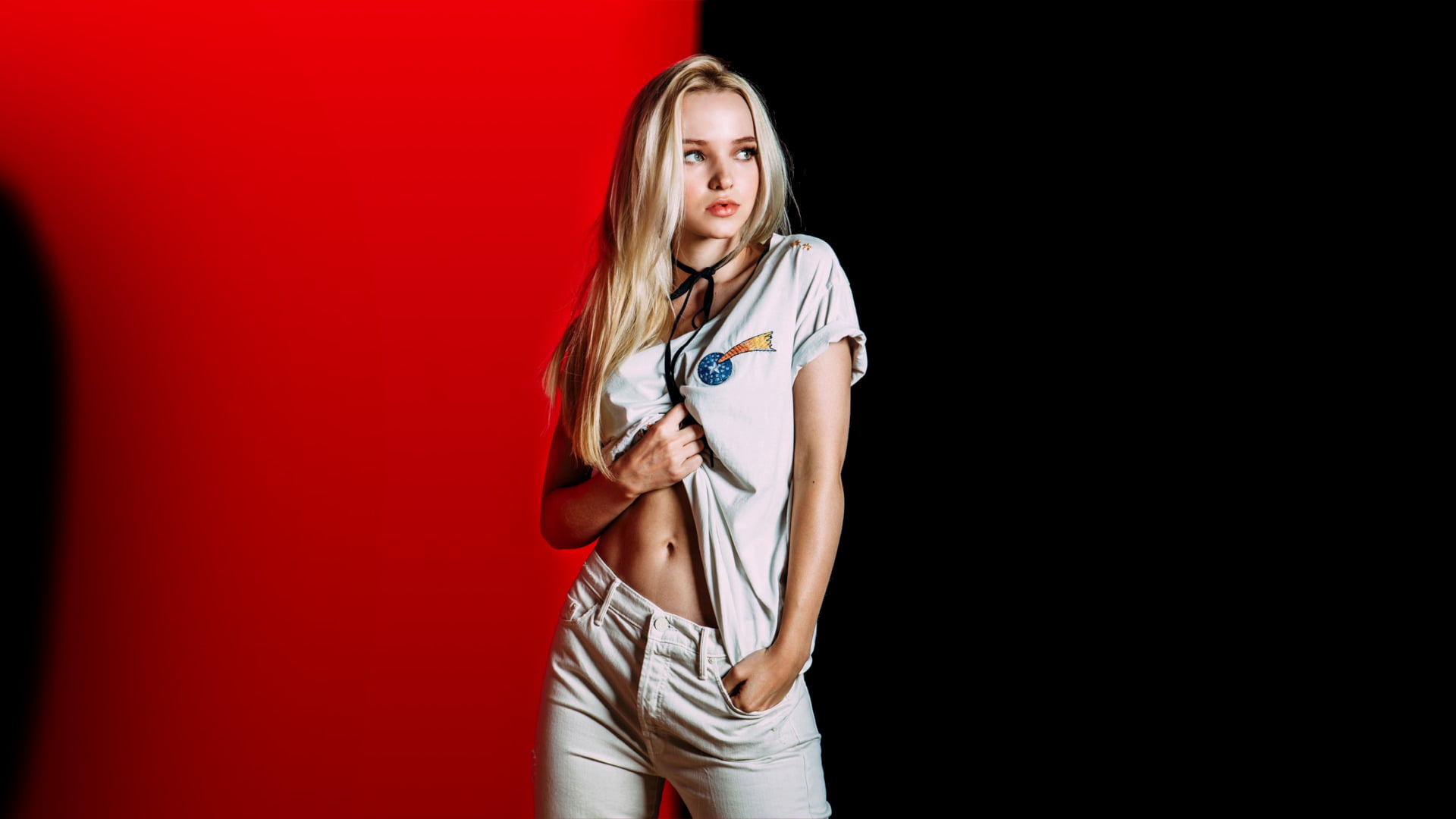 Actresses Dove Cameron Blonde Girl Long Hair Model Woman 19