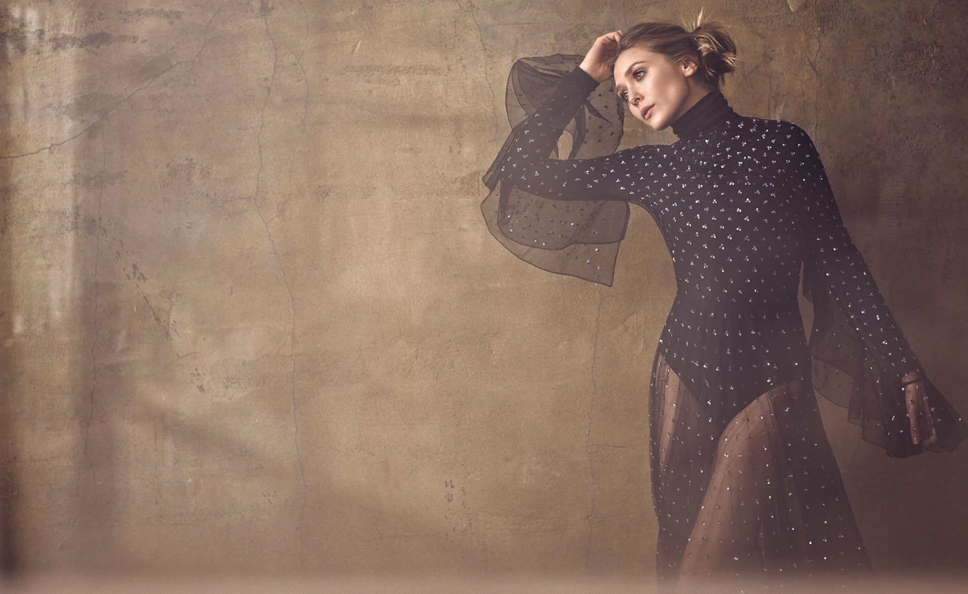 Actresses Elizabeth Olsen