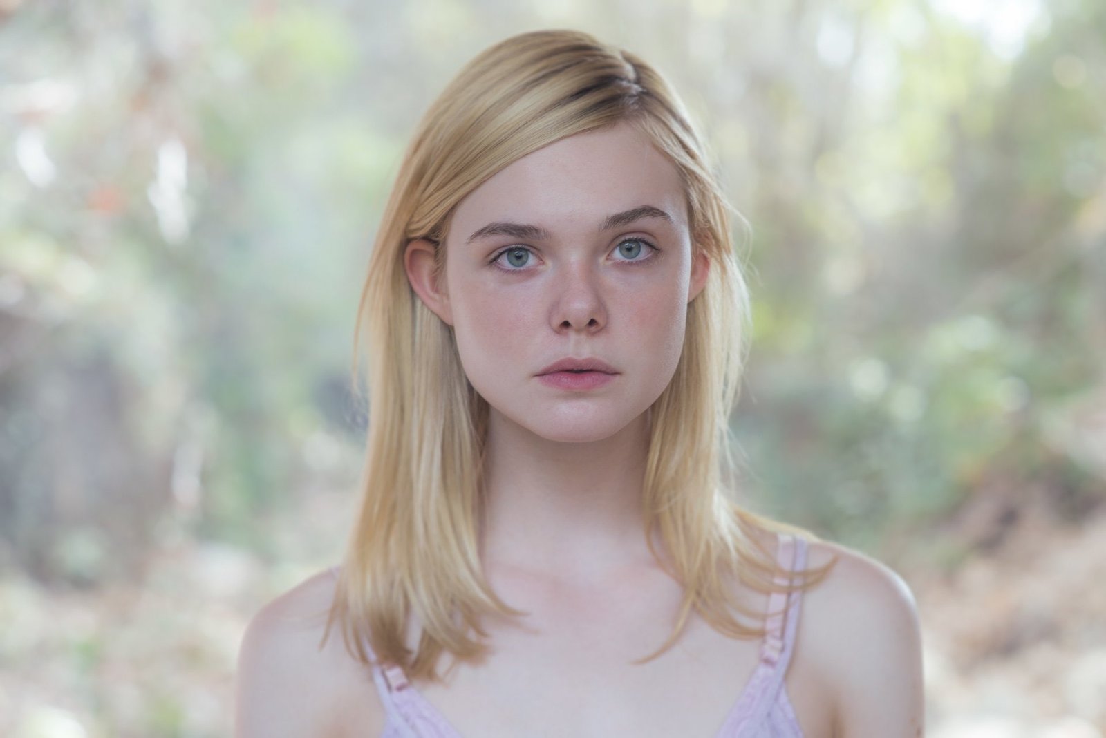Actresses Elle Fanning