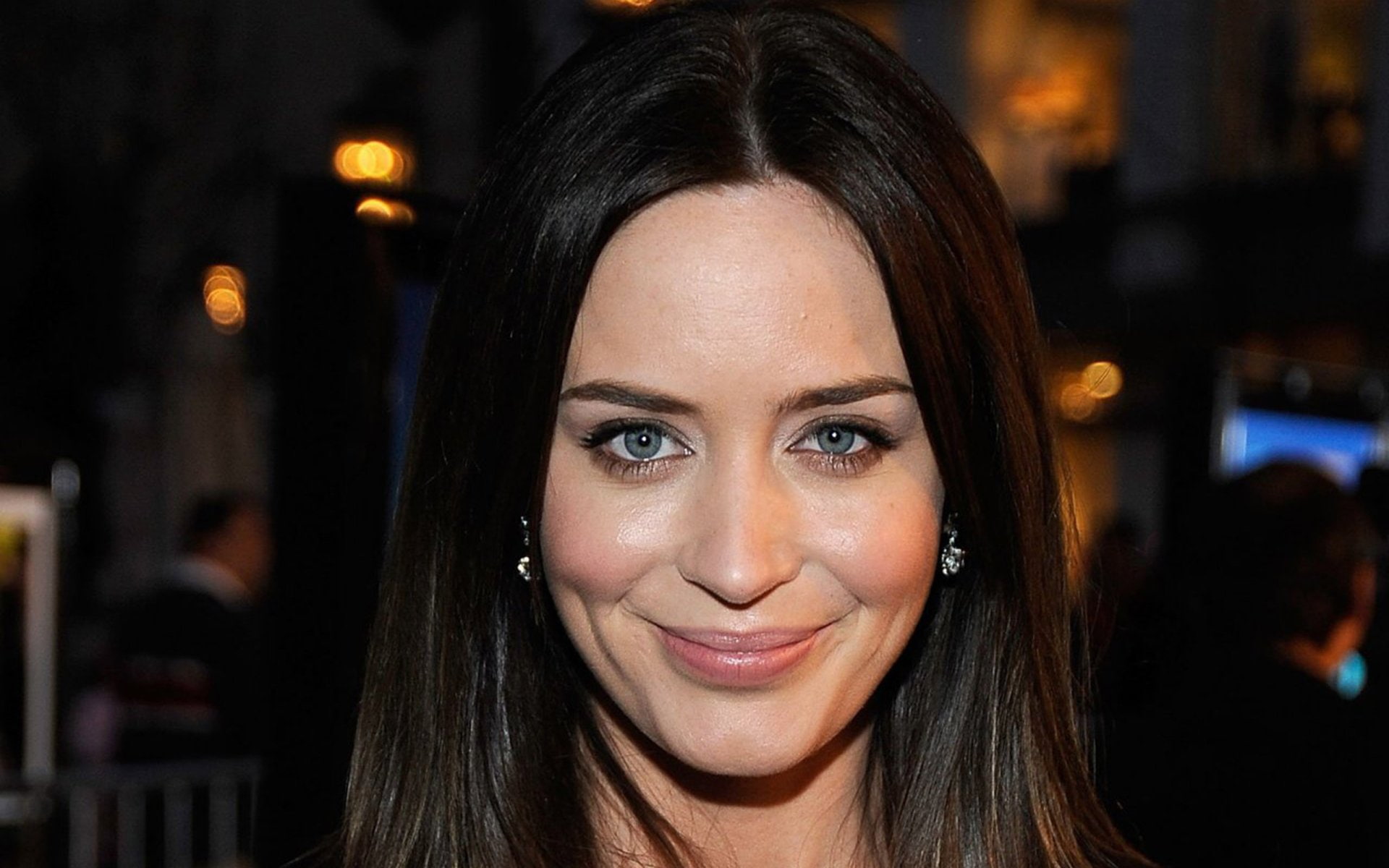 Actresses Emily Blunt English