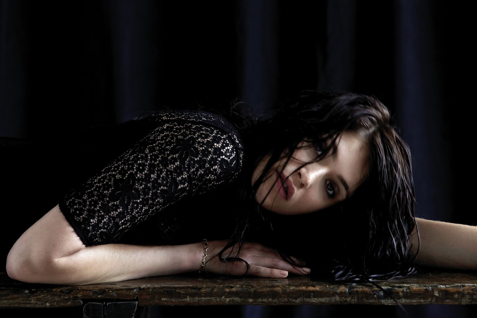 Actresses Gemma Arterton Brown Eyes Brunette