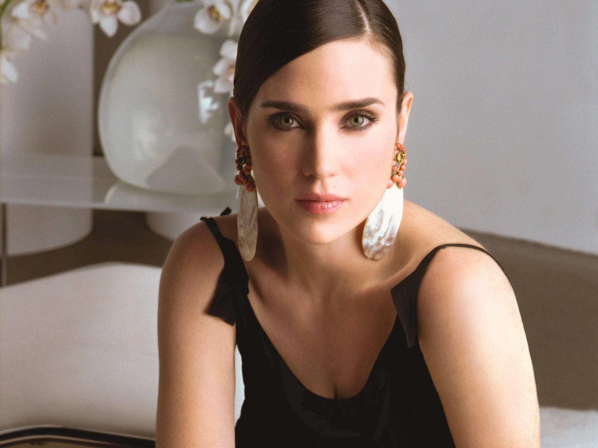 Actresses Jennifer Connelly portrait looking at camera beauty