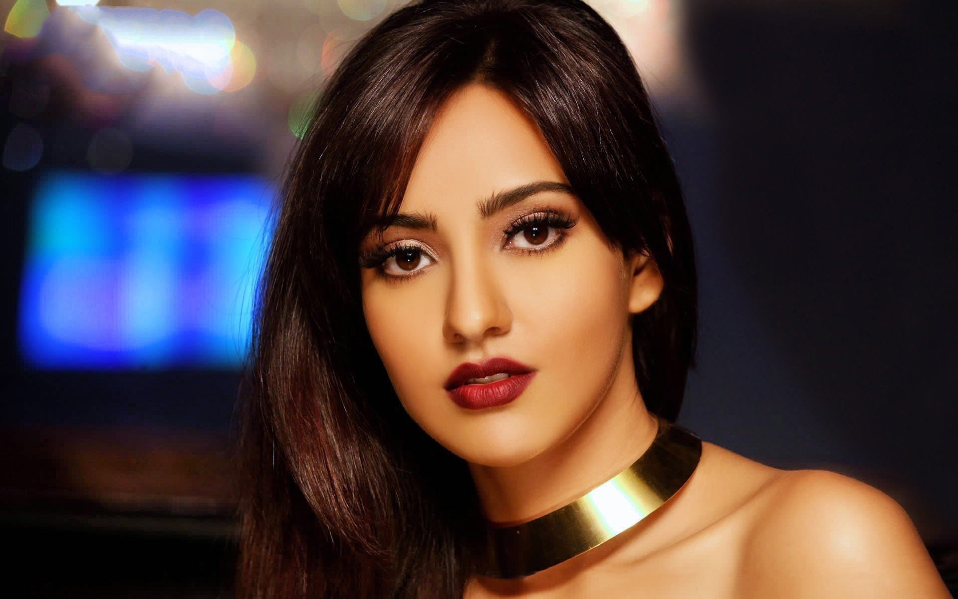 Actresses Neha Sharma Face Indian Model portrait