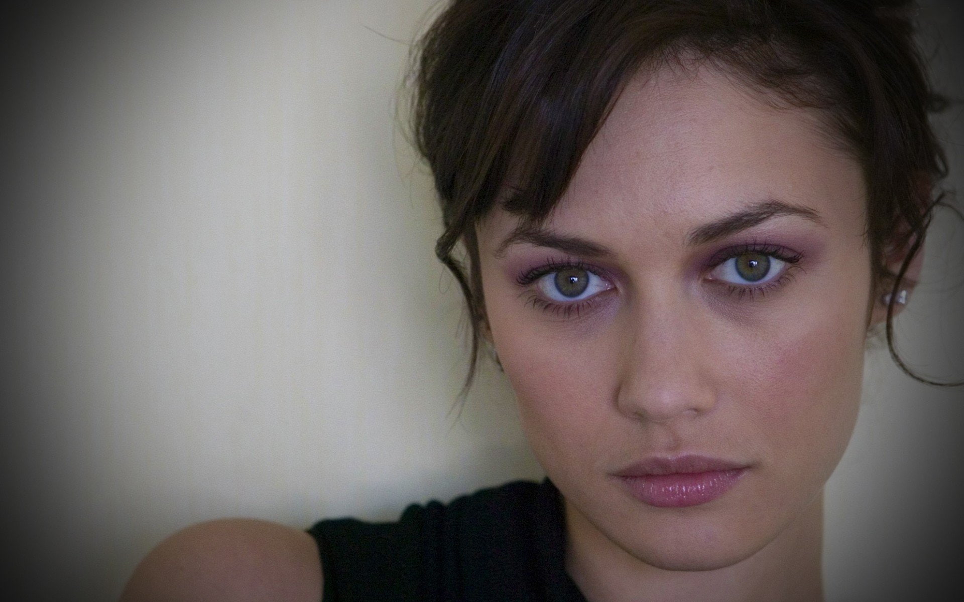 Actresses Olga Kurylenko