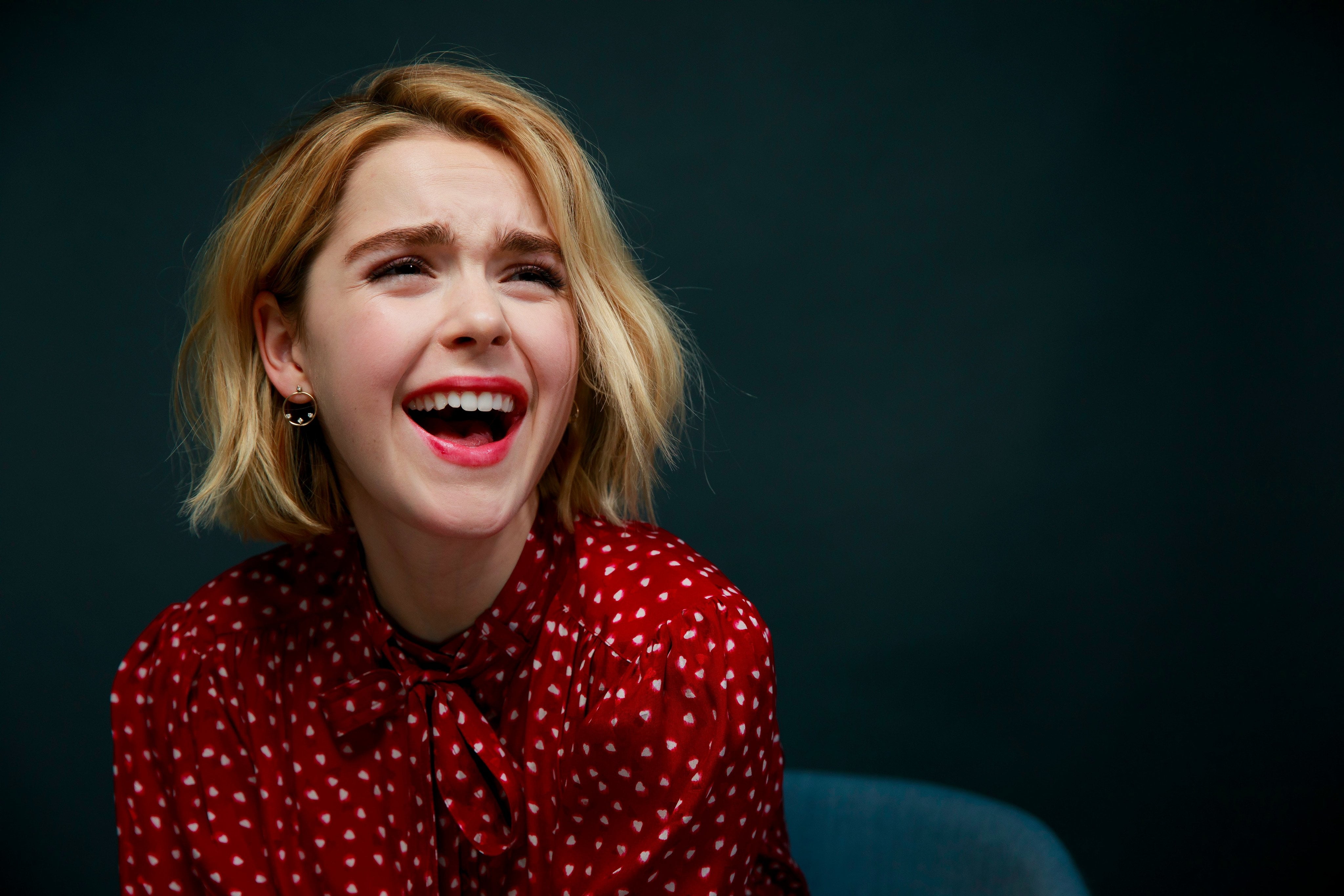 Actresses Kiernan Shipka 2k 4k