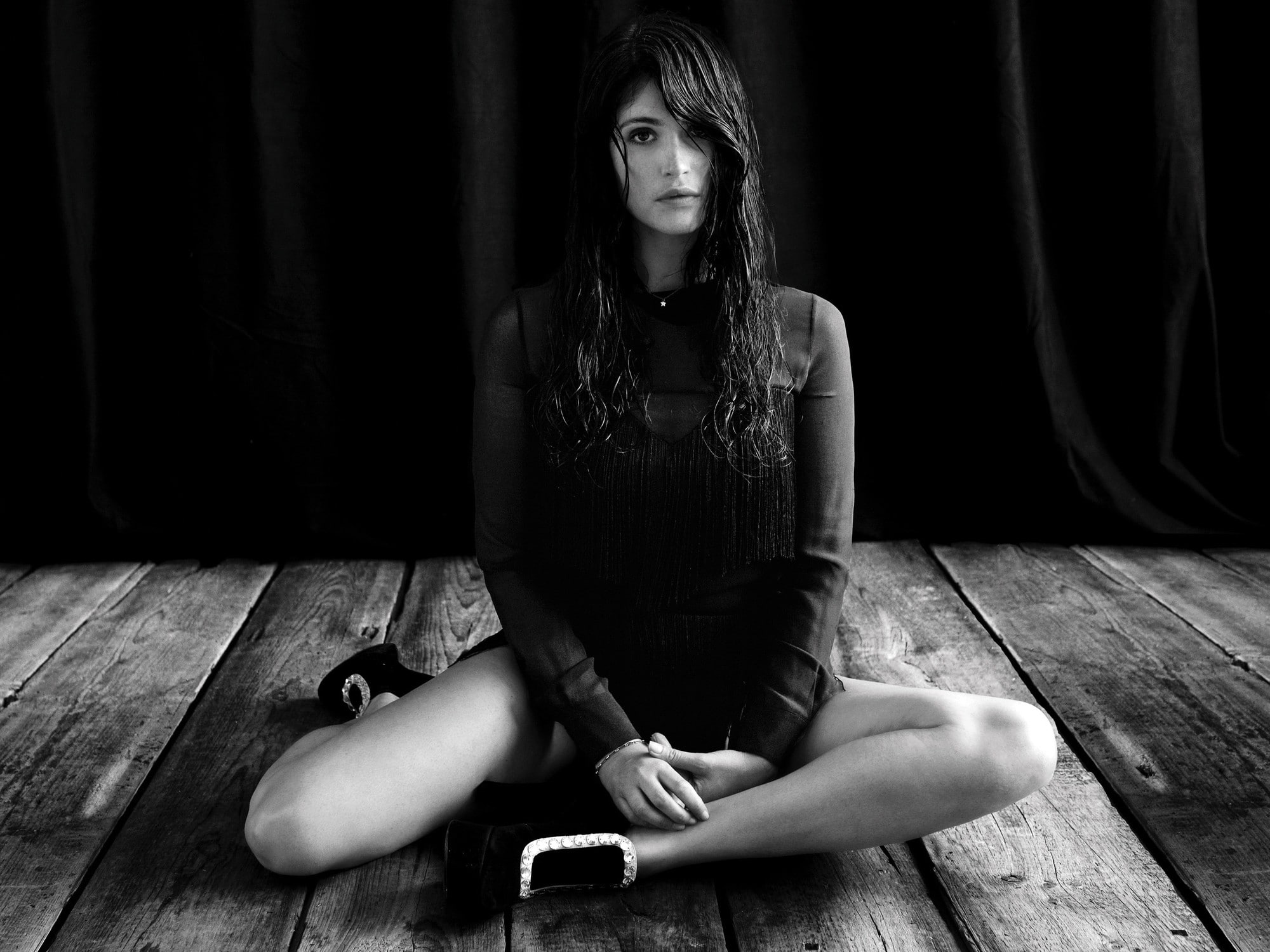 women monochrome actress Gemma Arterton 2k