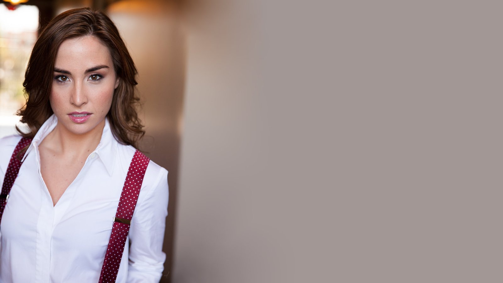 Allison Scagliotti actress brunette beige background suspenders 2k