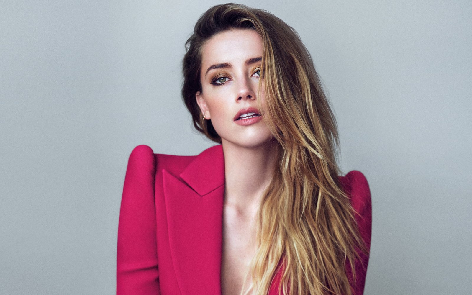 Amber Heard Marie Claire women's red coat Female Celebrities 2k