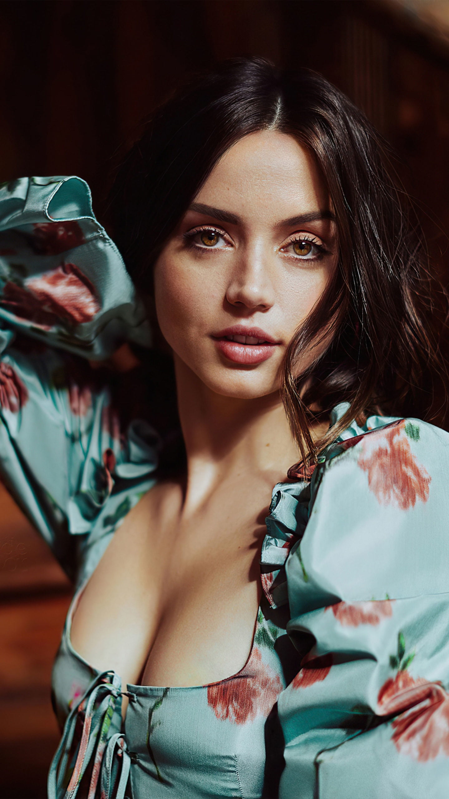Ana de Armas actress looking at viewer flower dress cleavage