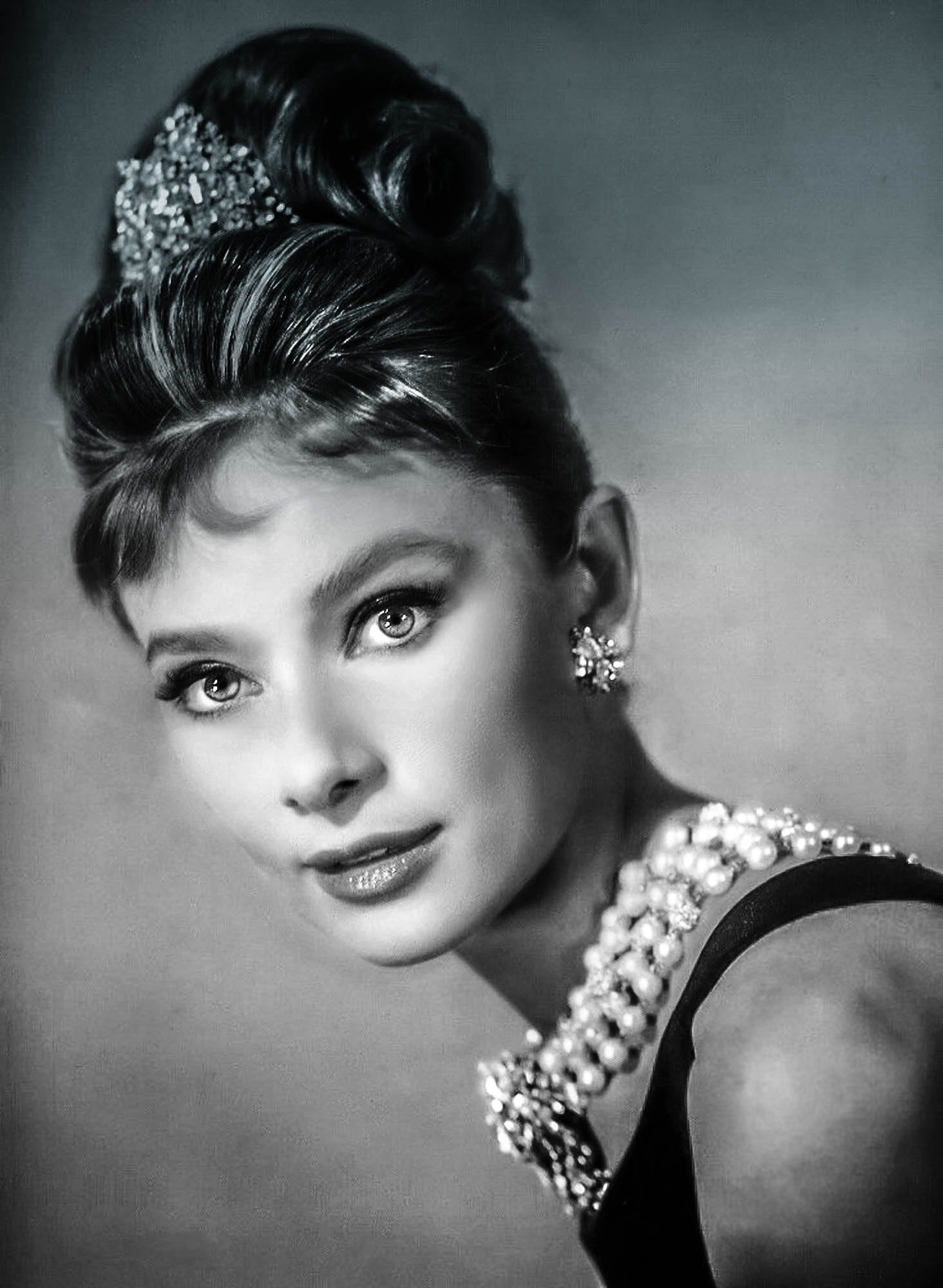 Audrey Hepburn sketch icon female face hollywood actress