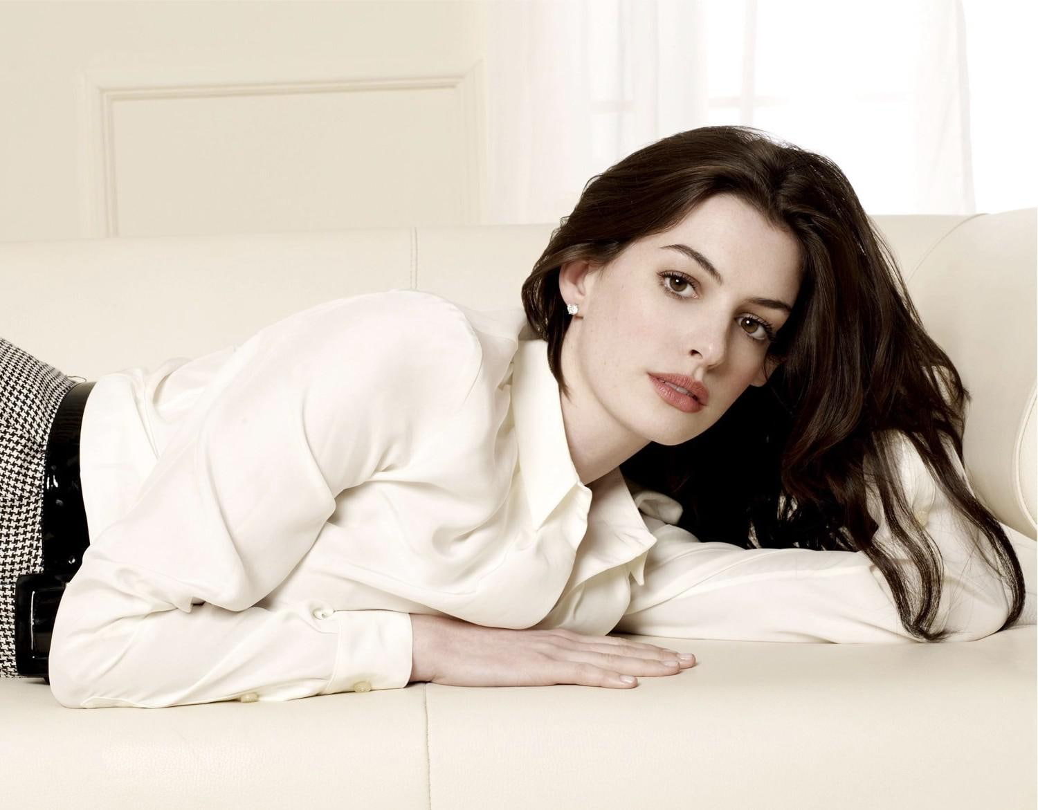 Celebrity Anne Hathaway HQ white long sleeve blouse celebrities