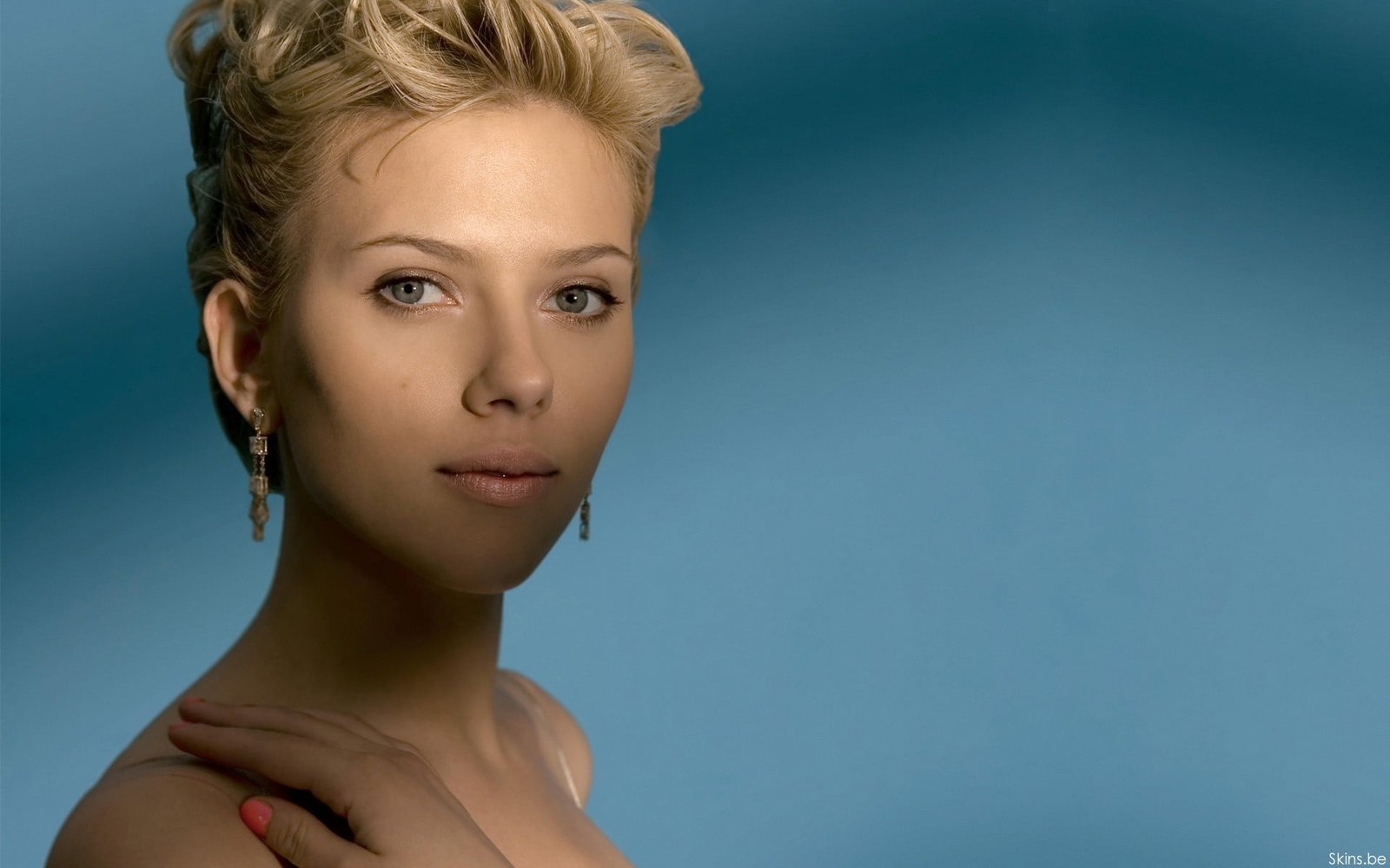 celebrity Scarlett Johansson women actress portrait blue