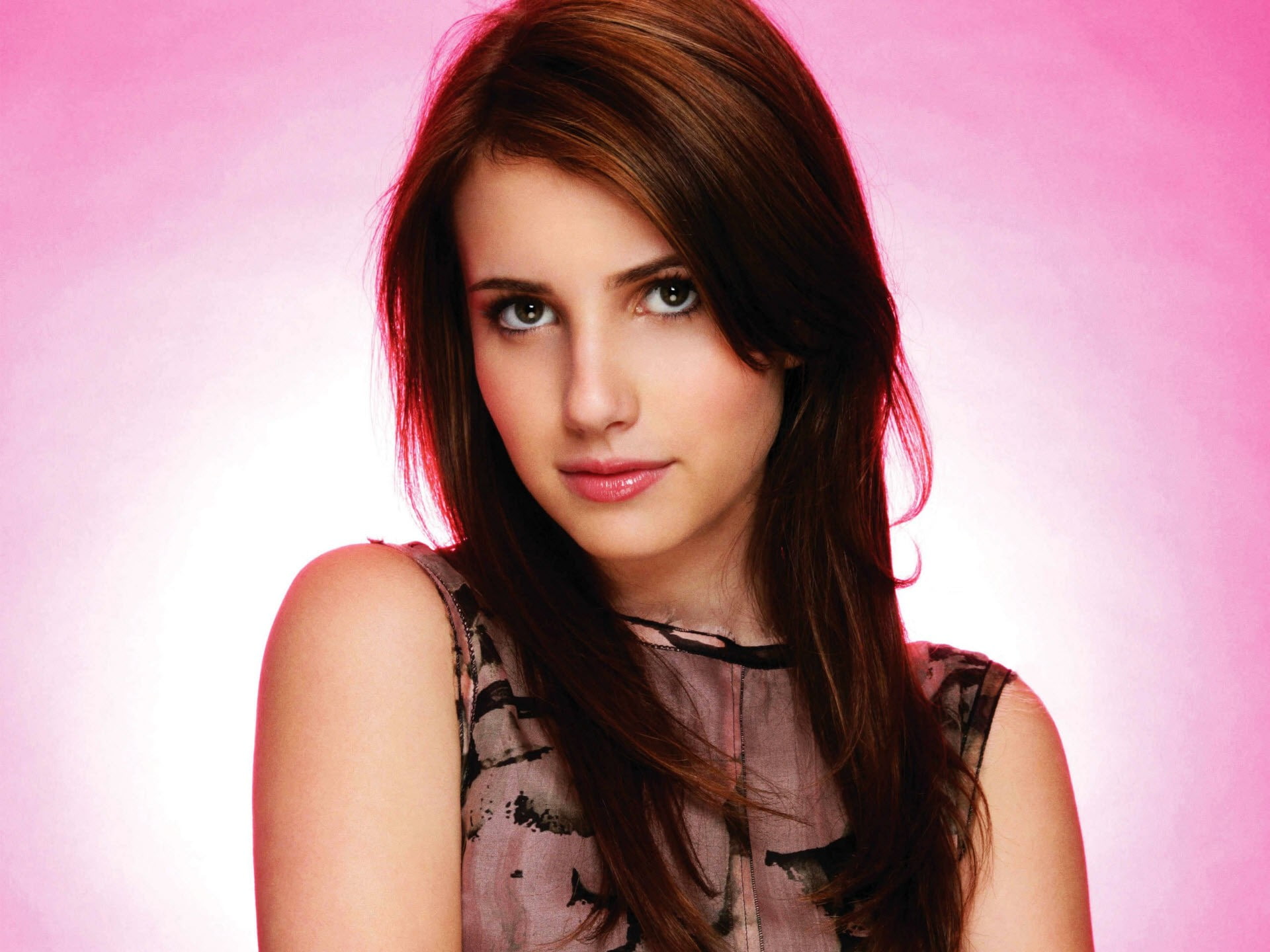 Emma Roberts women brunette actress simple background portrait