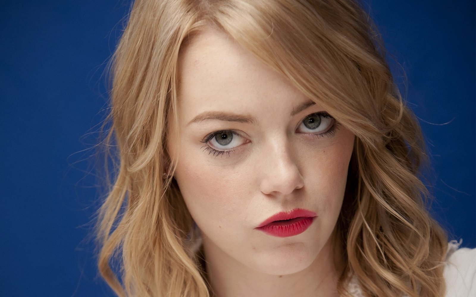 Emma Stone Actresses portrait hair headshot studio shot