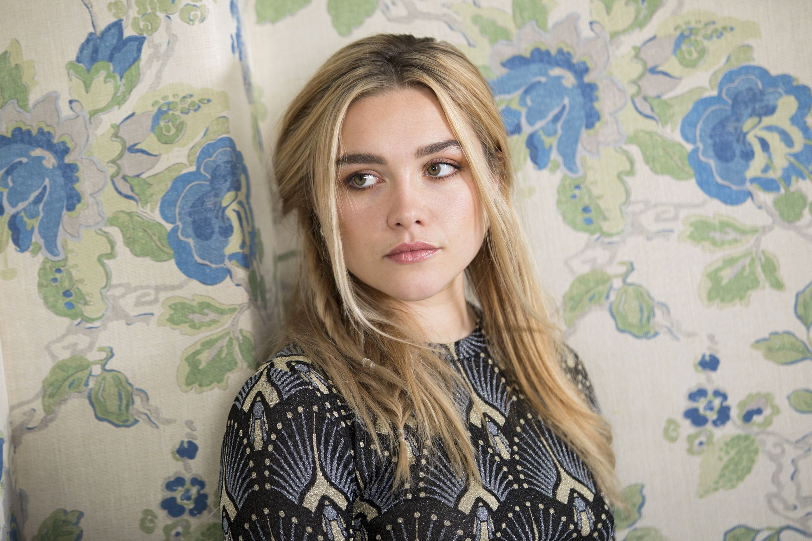 Florence Pugh women actress long hair green eyes 2k