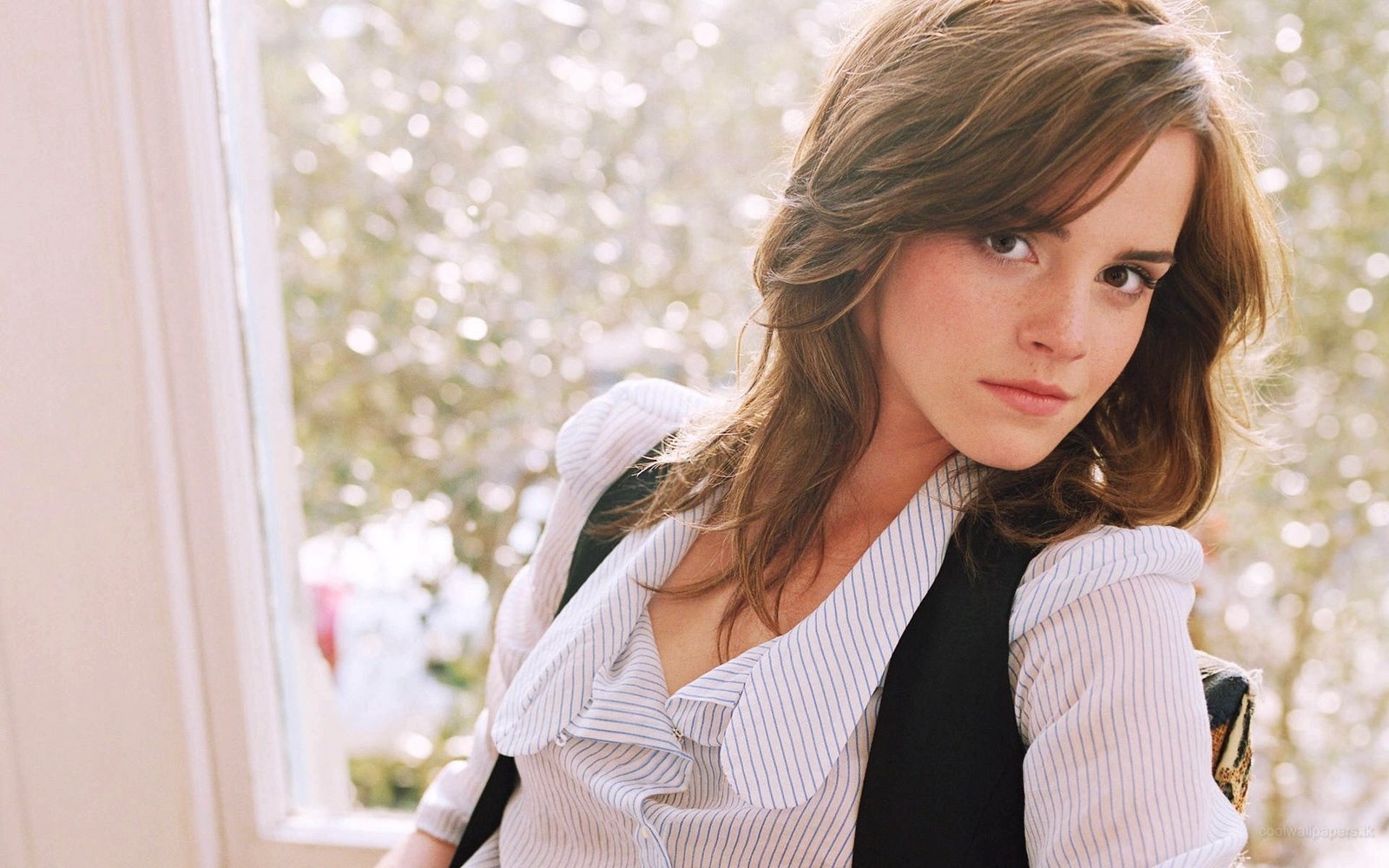 Emma Watson long hair looking at viewer celebrity actress