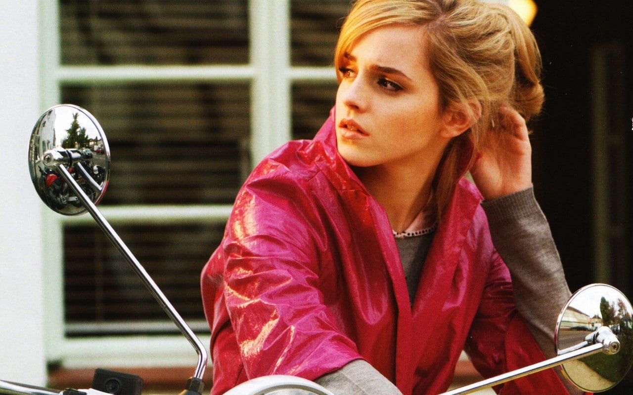 Emma Watson looking away celebrity women actress one person