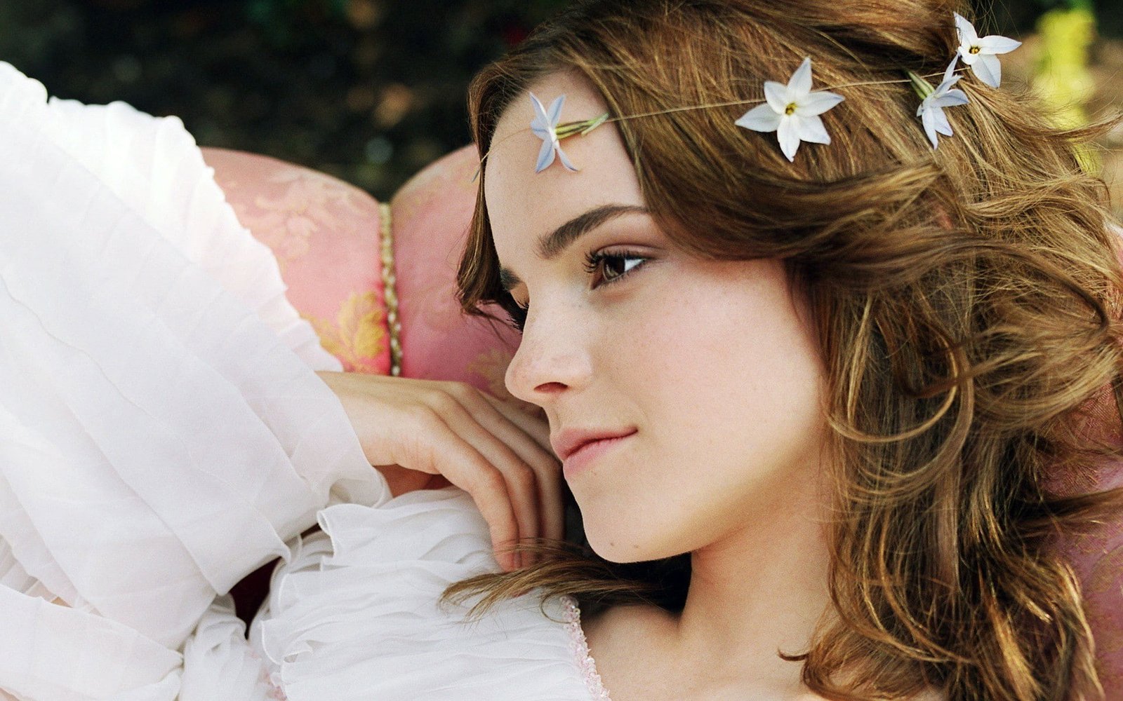 Emma Watson women brunette actress portrait headshot one person