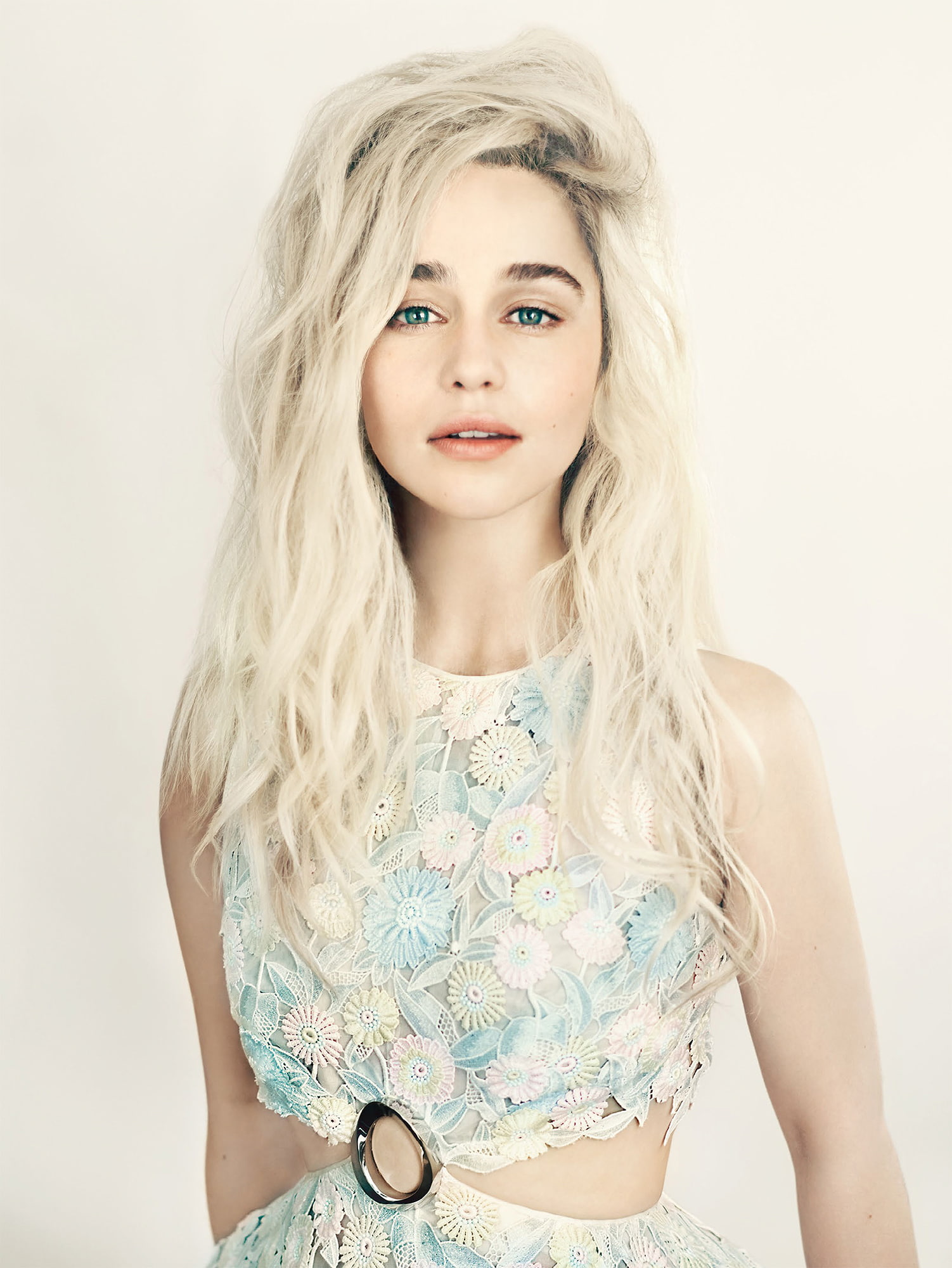 Emilia Clarke women actress 34