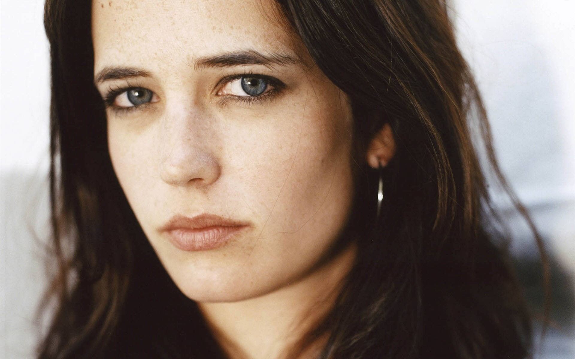 Eva Green actress brunette blue eyes women closeup clean skin